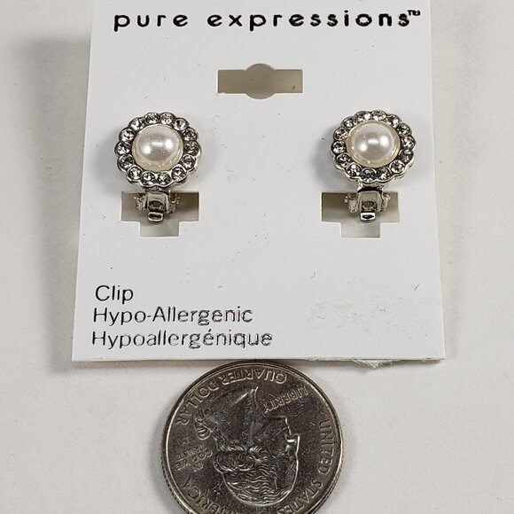 Silver-tone Faux Pearl Clip on Dazzling Earrings  - Women's Fashion Jewelry - Picture 4 of 5